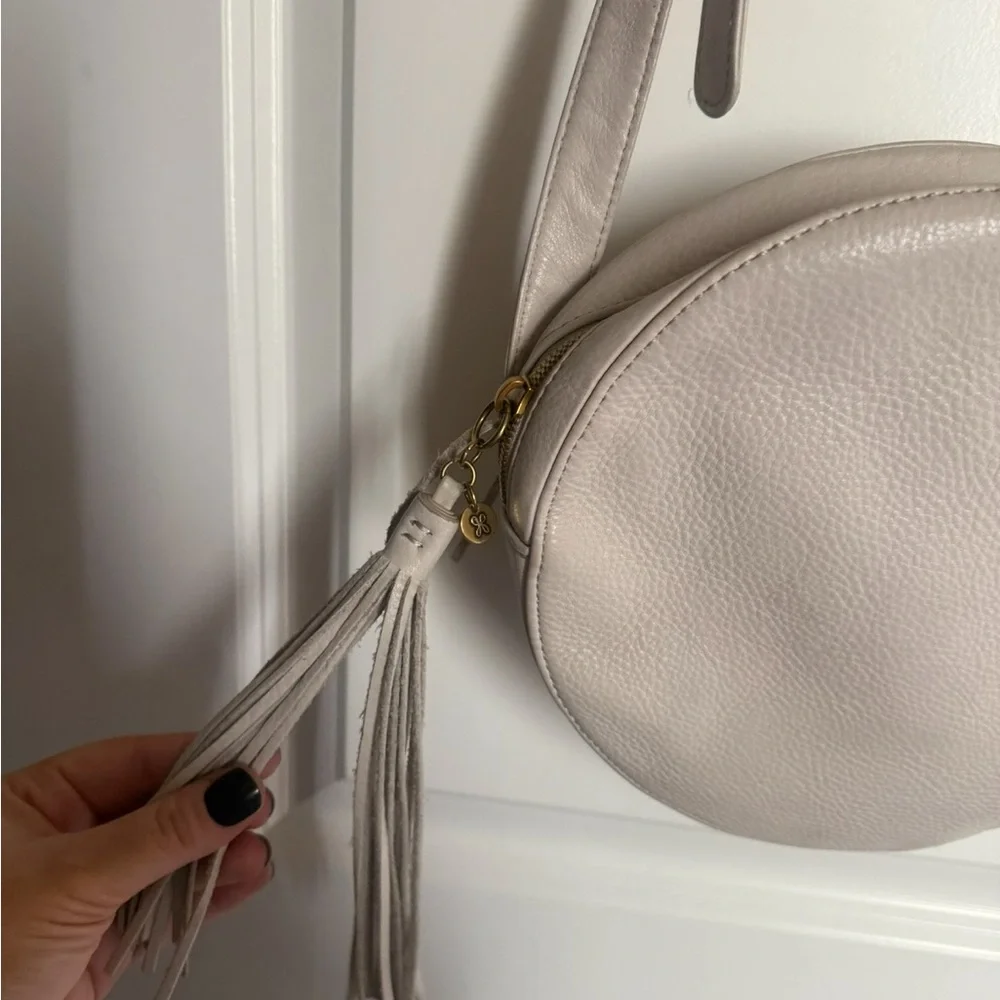 HOBO Groove Crossbody Bag with Adjustable Strap Women’s Boho Purse Preowned